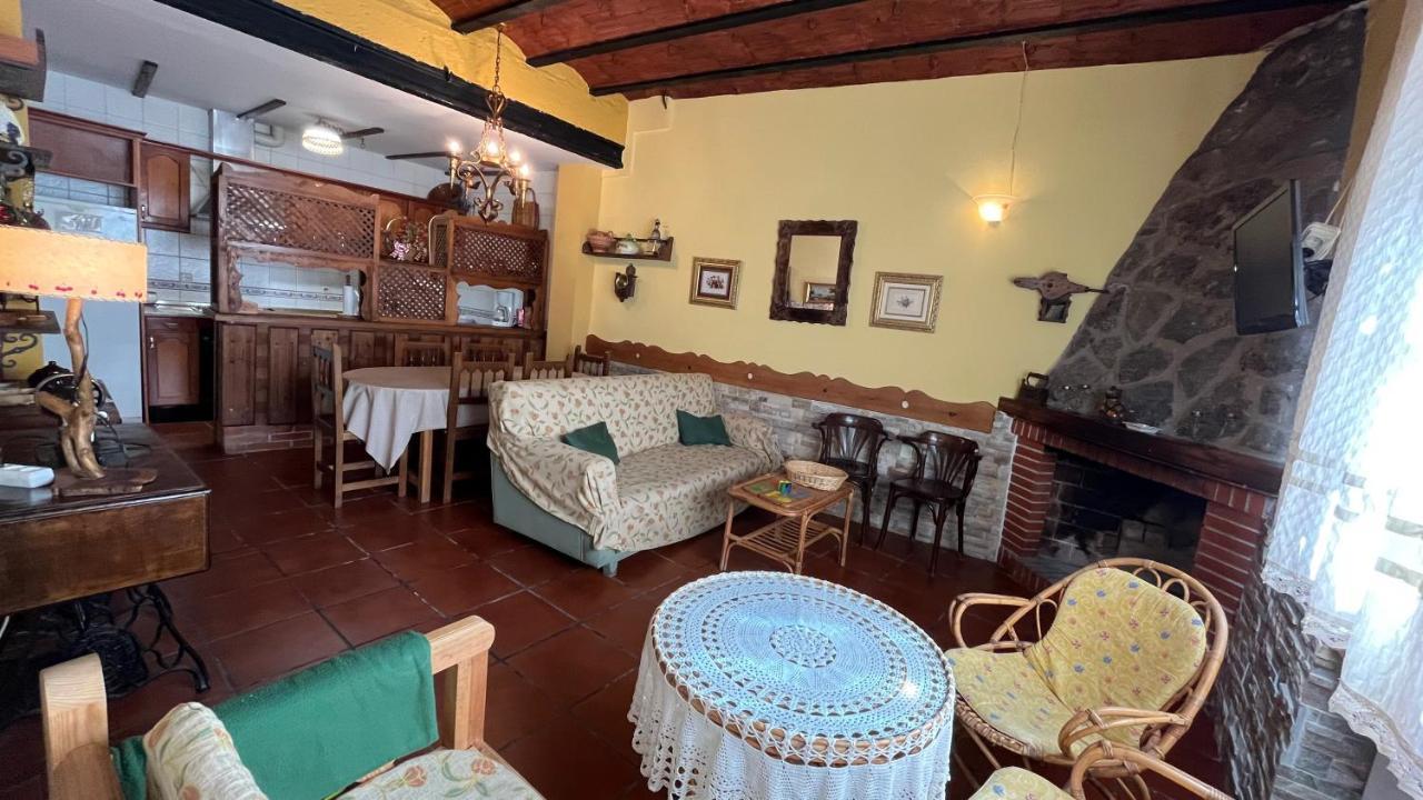 La Parra - Casa Rural En El Valle Del Jerte Navaconcejo Bagian luar foto